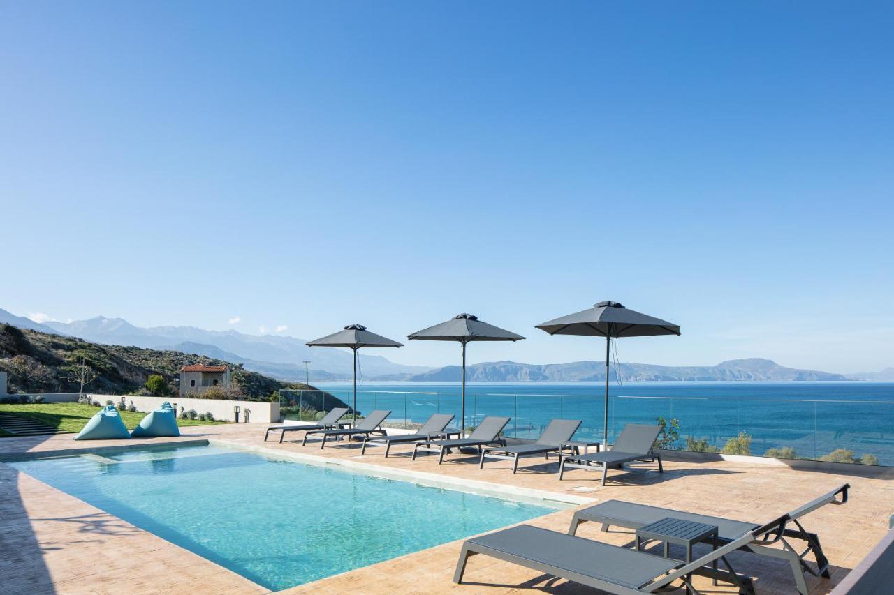 Pietra Di Mare Aparthotel Petres  Exteriör bild